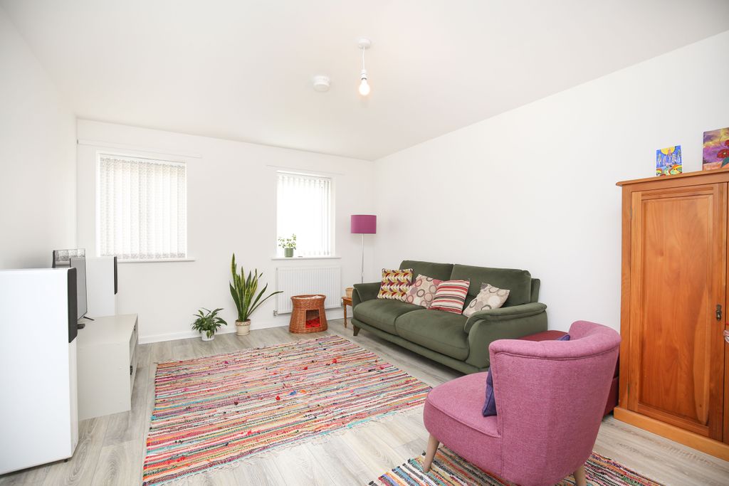 Property photo 3 of 14 Mw-5707