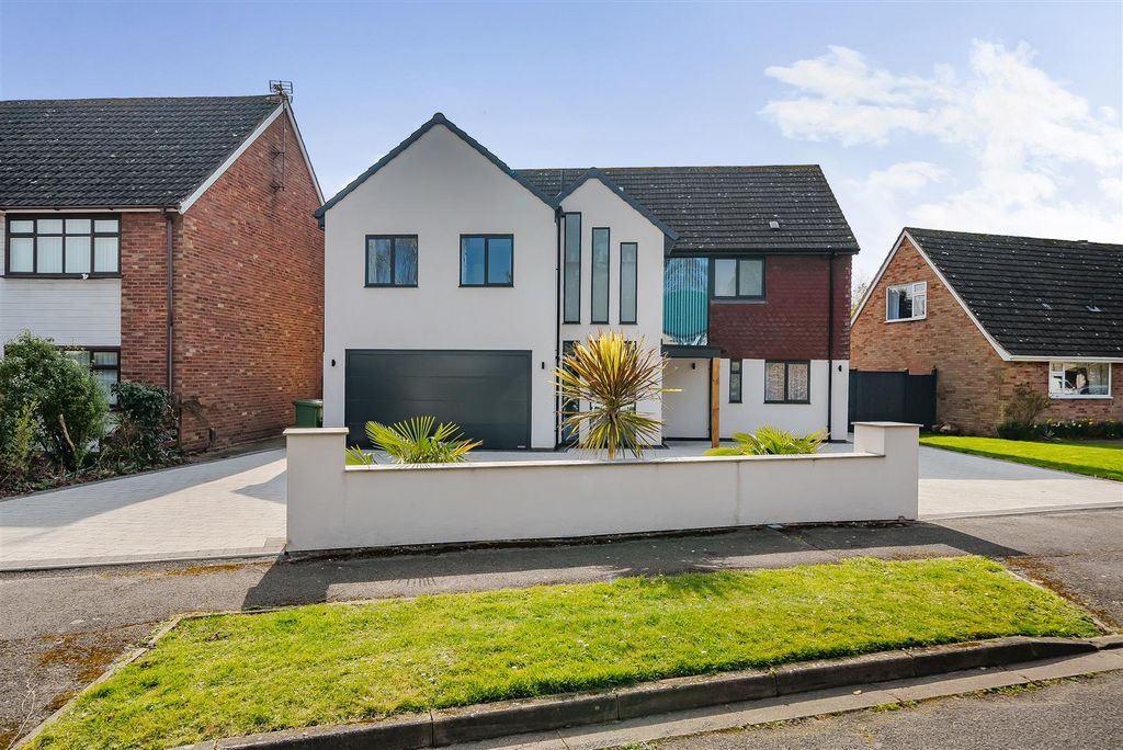 Property photo 1 of 21