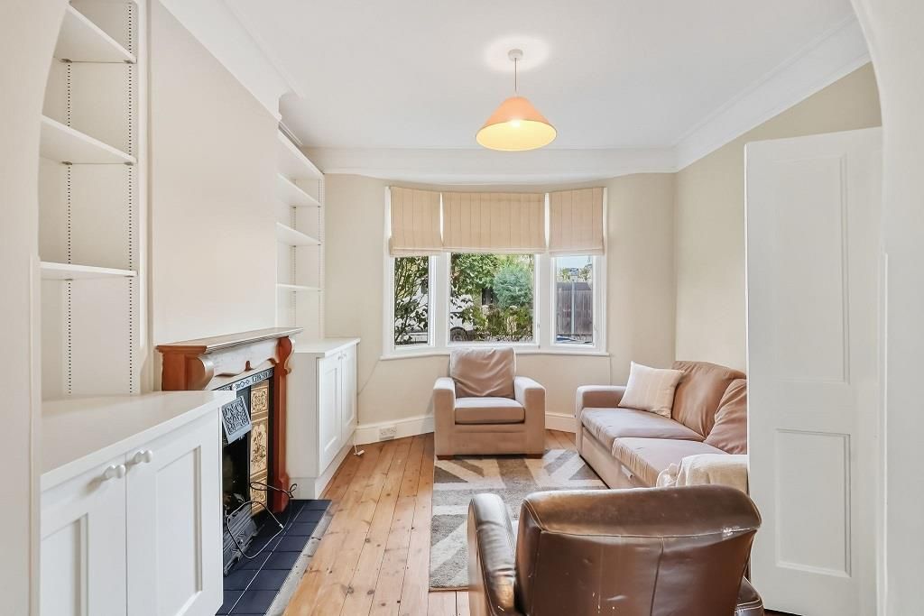 Property photo 2 of 16 Recep 1