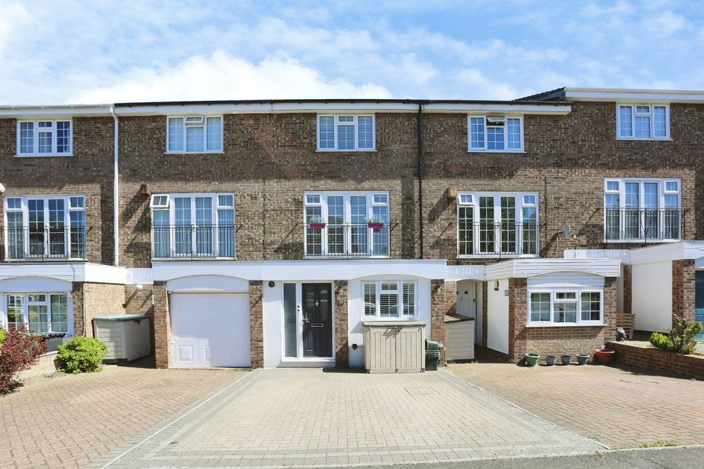 Property photo 2 of 20 Img_4064