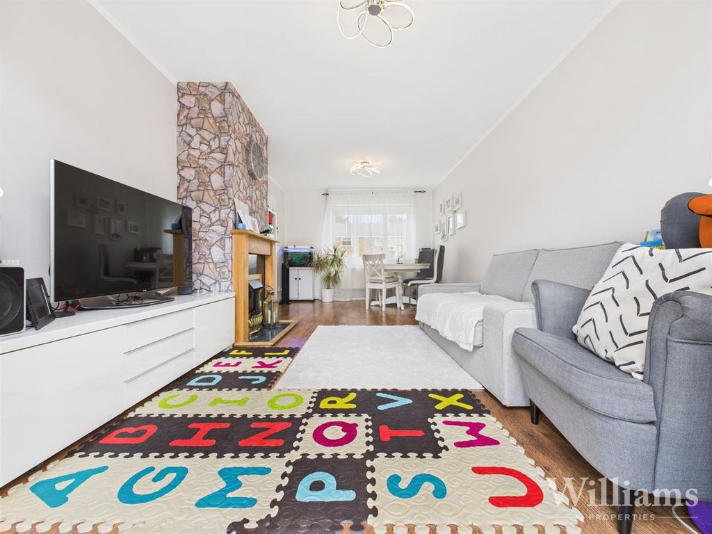 Property photo 2 of 15 Cam04950G0-Pr0097-Still010.Jpg