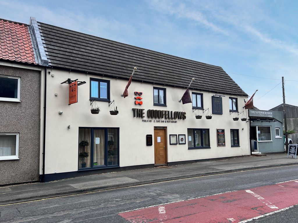 Property photo 1 of 16