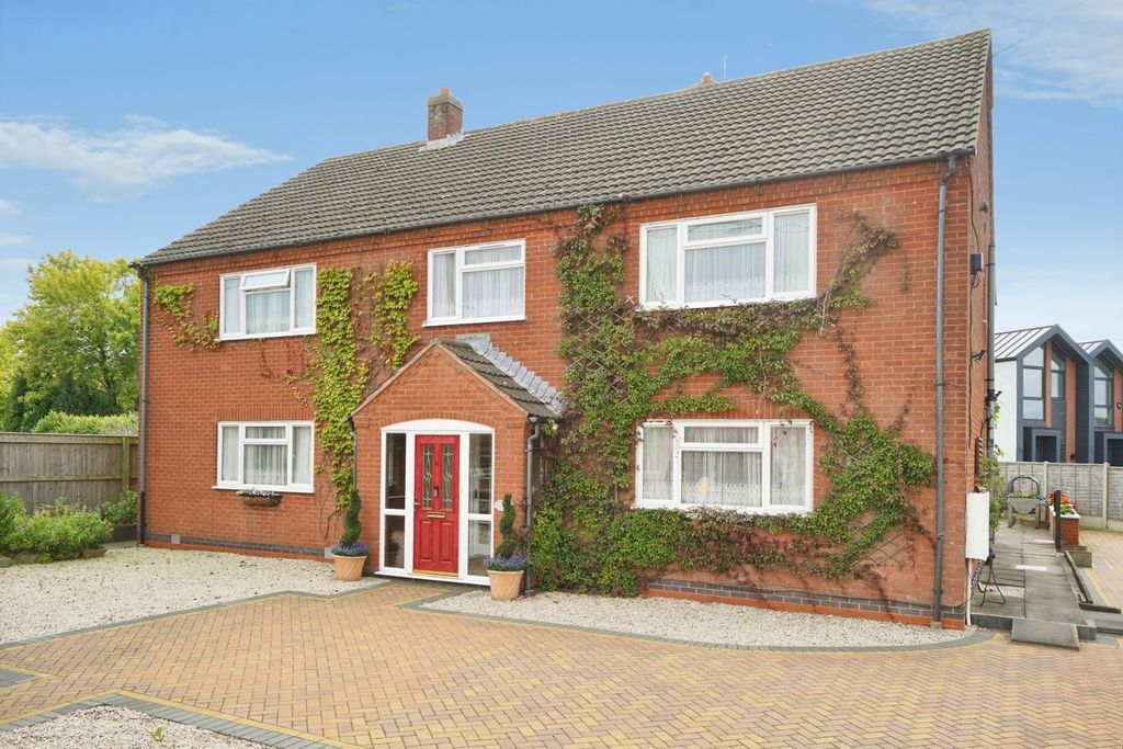 Property photo 1 of 31 Pbox-Img.Jpg