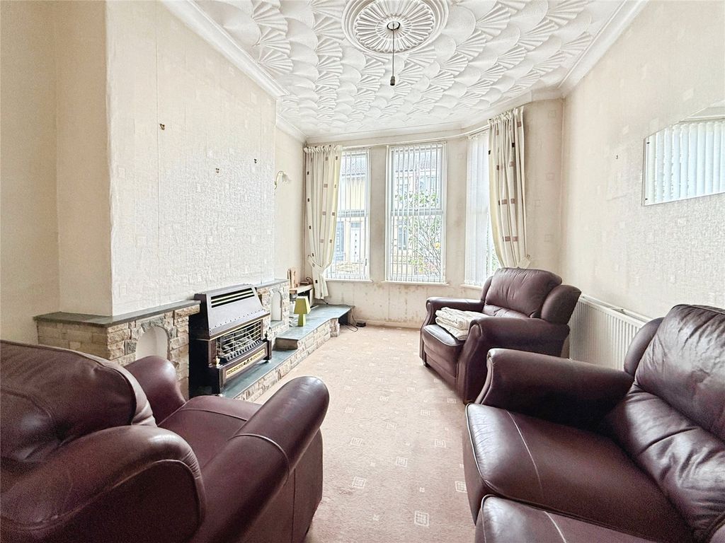 Property photo 2 of 18 Picture No. 09