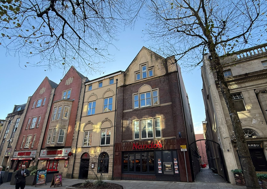 Property photo 1 of 8