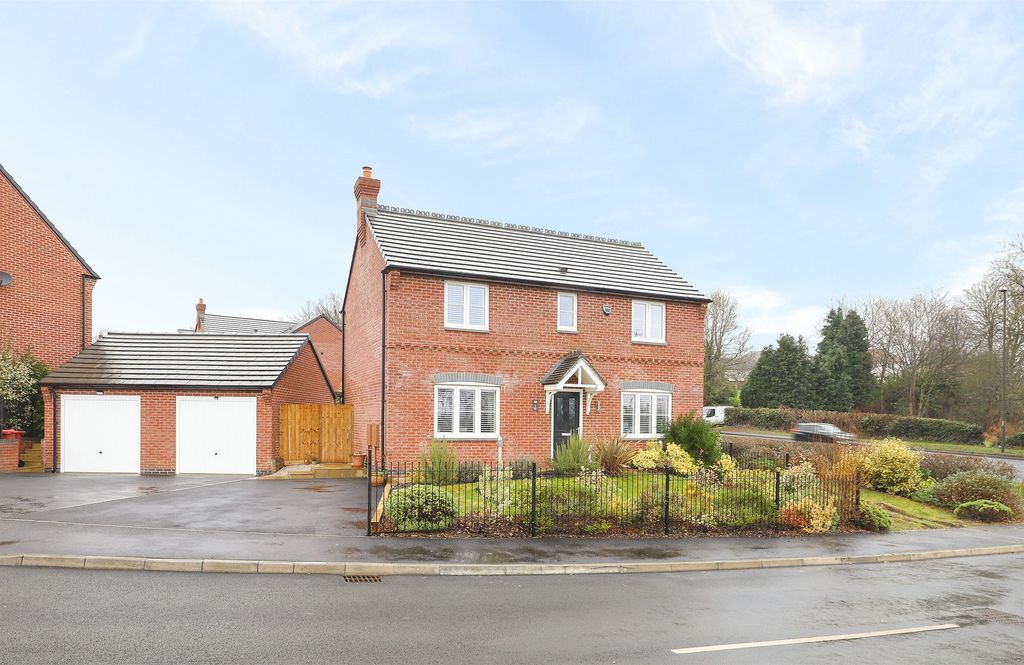Property photo 1 of 31