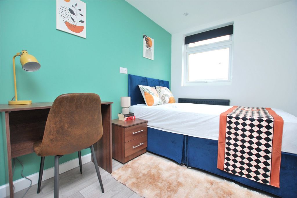 Property photo 1 of 6 Picture No. 13