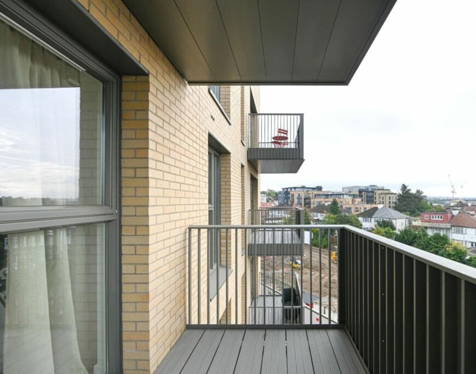 Property photo 3 of 5