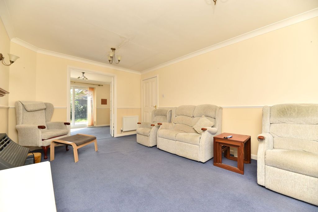 Property photo 3 of 22