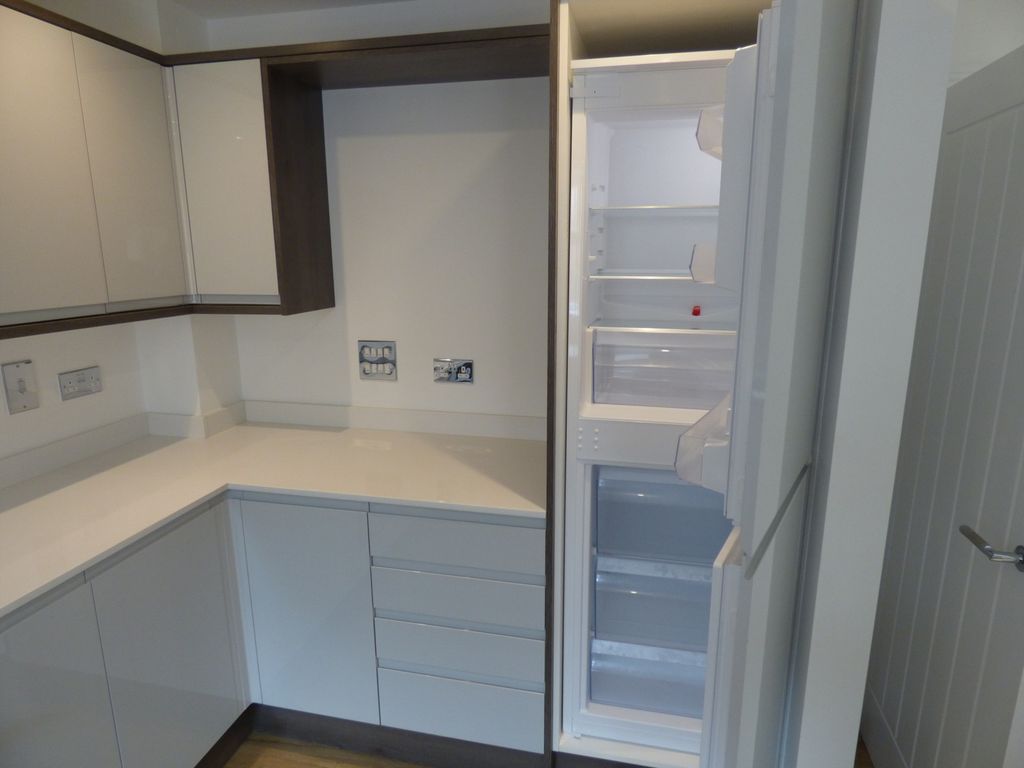 Property photo 3 of 8 2589-Hr-4.Jpg