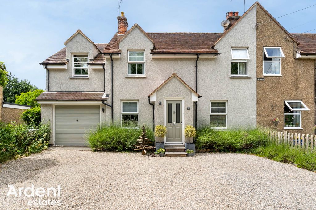 Property photo 1 of 33