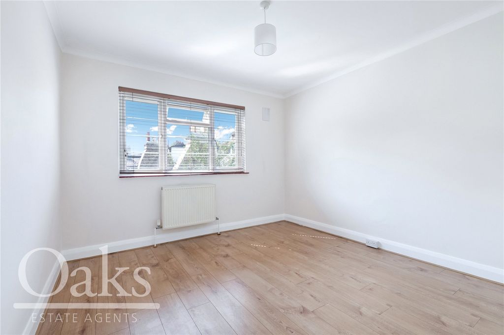 Property photo 3 of 7 Picture No. 04