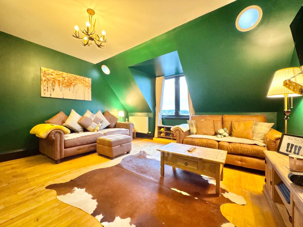 Property photo 2 of 25 Img_4669