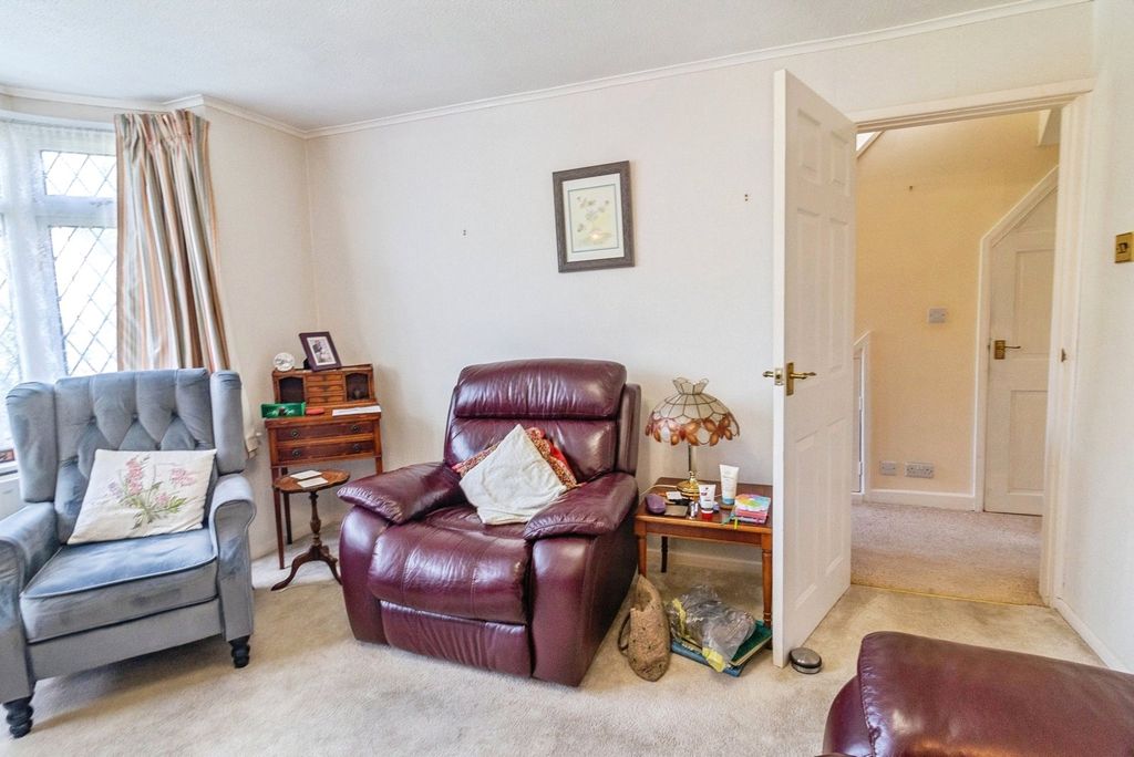 Property photo 2 of 17 Picture No. 02