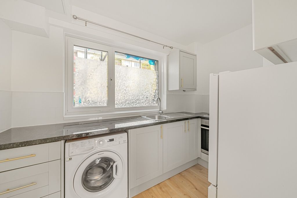 Property photo 3 of 9 1110981 (4)