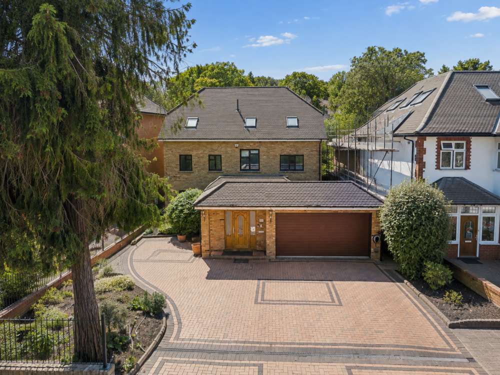 Property photo 1 of 26