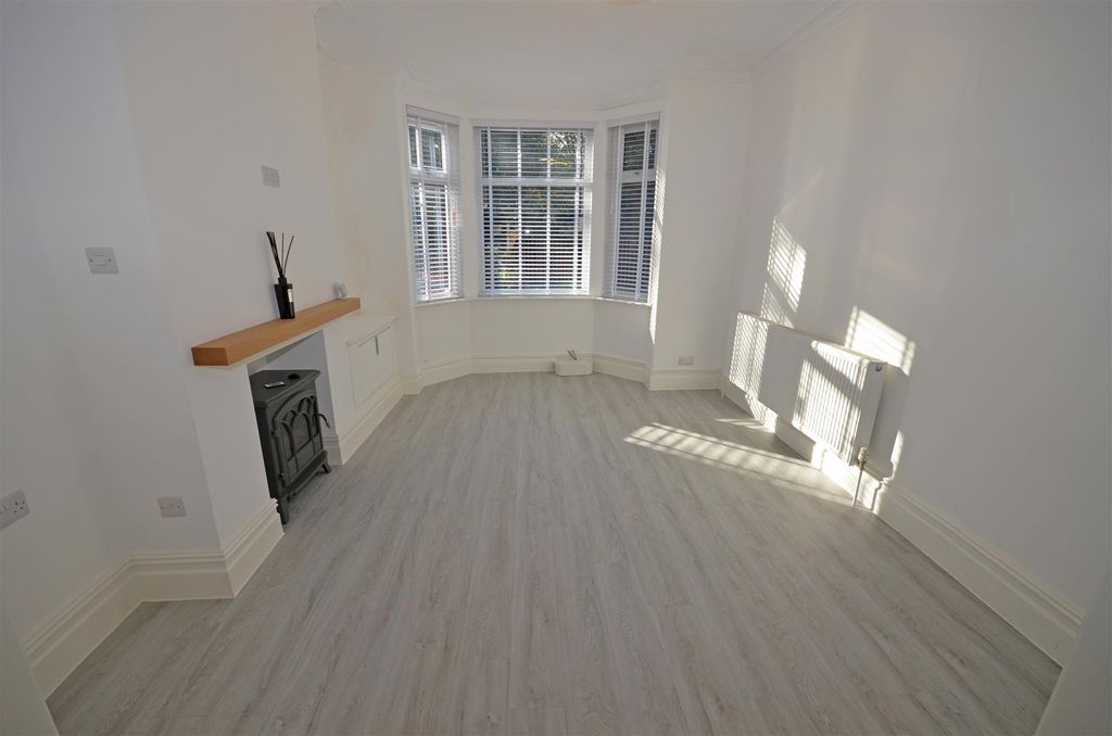 Property photo 2 of 34 01A.Jpg