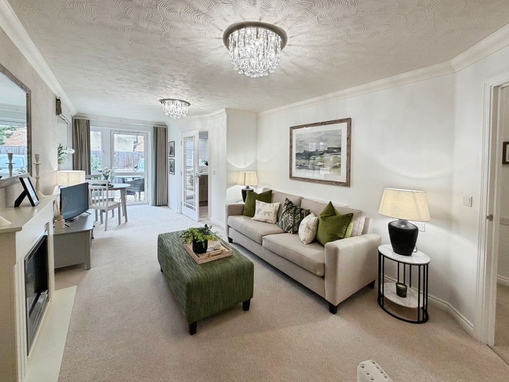 Property photo 2 of 17 4994393