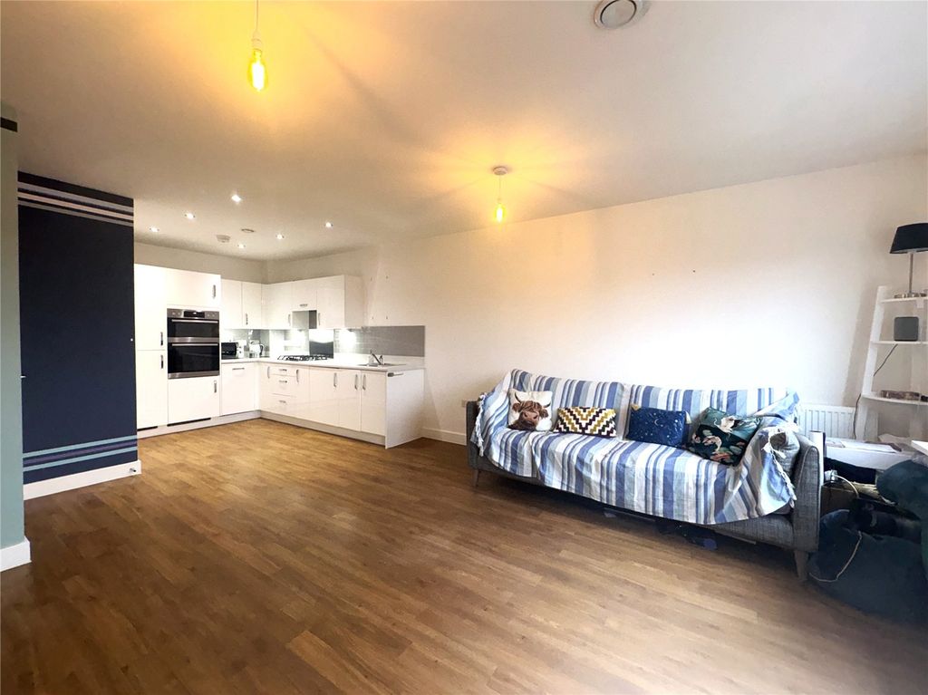 Property photo 3 of 7 Picture No. 02