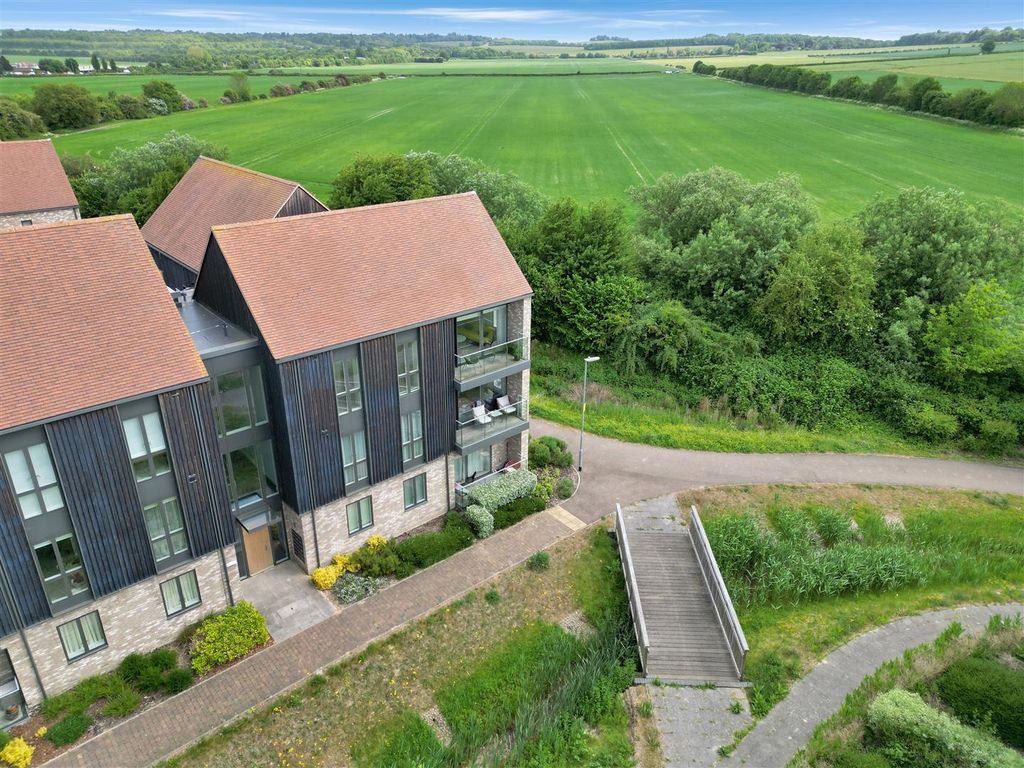 Property photo 1 of 14 Drone (12).Jpg