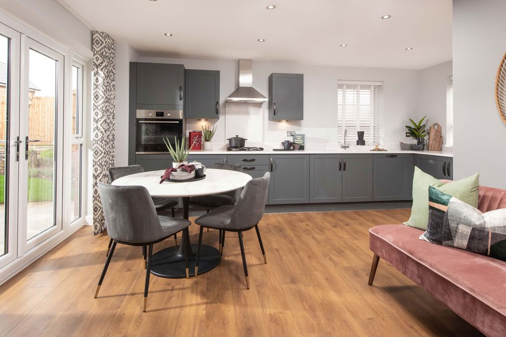 Property photo 3 of 8 King's Meadow Alnmouth Kitchen