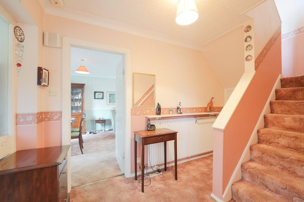 Property photo 3 of 16 Picture No. 11