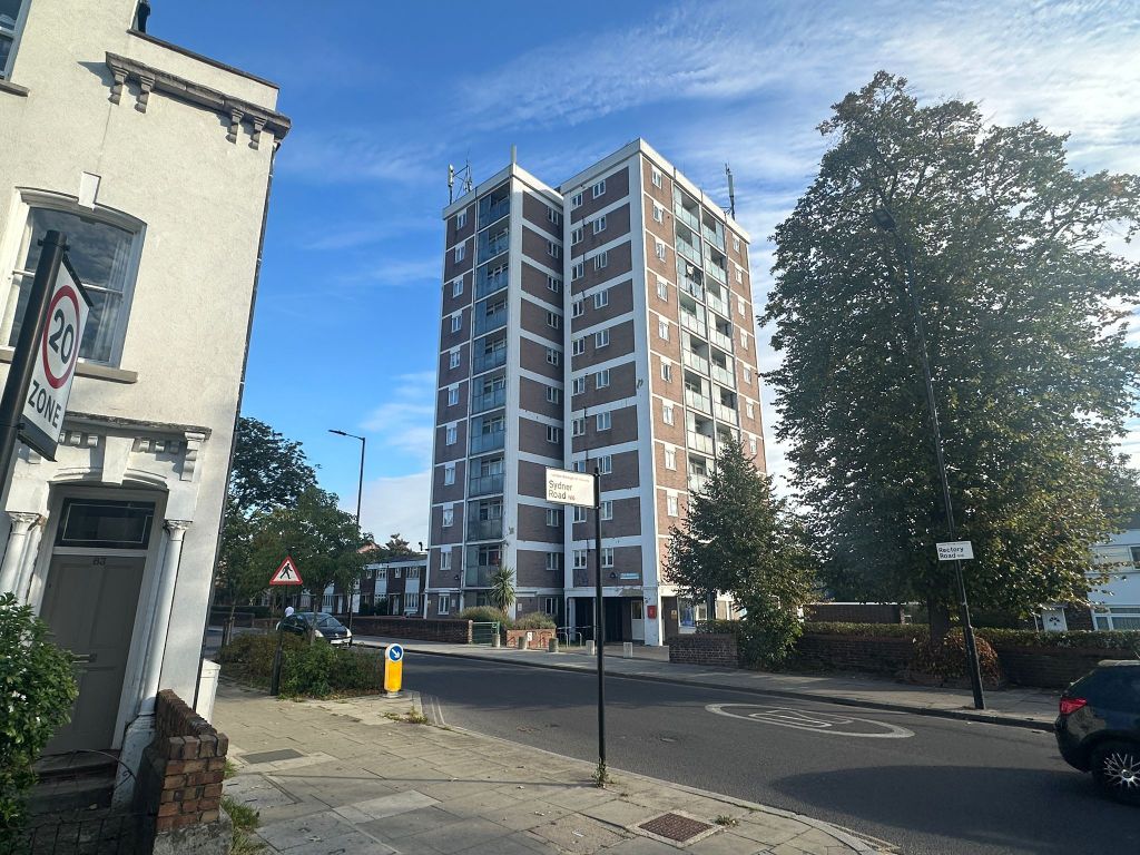 Property photo 2 of 7 3Ccd0202-9440-49Af-8d4B-4B9ee4Efe2B2.Png