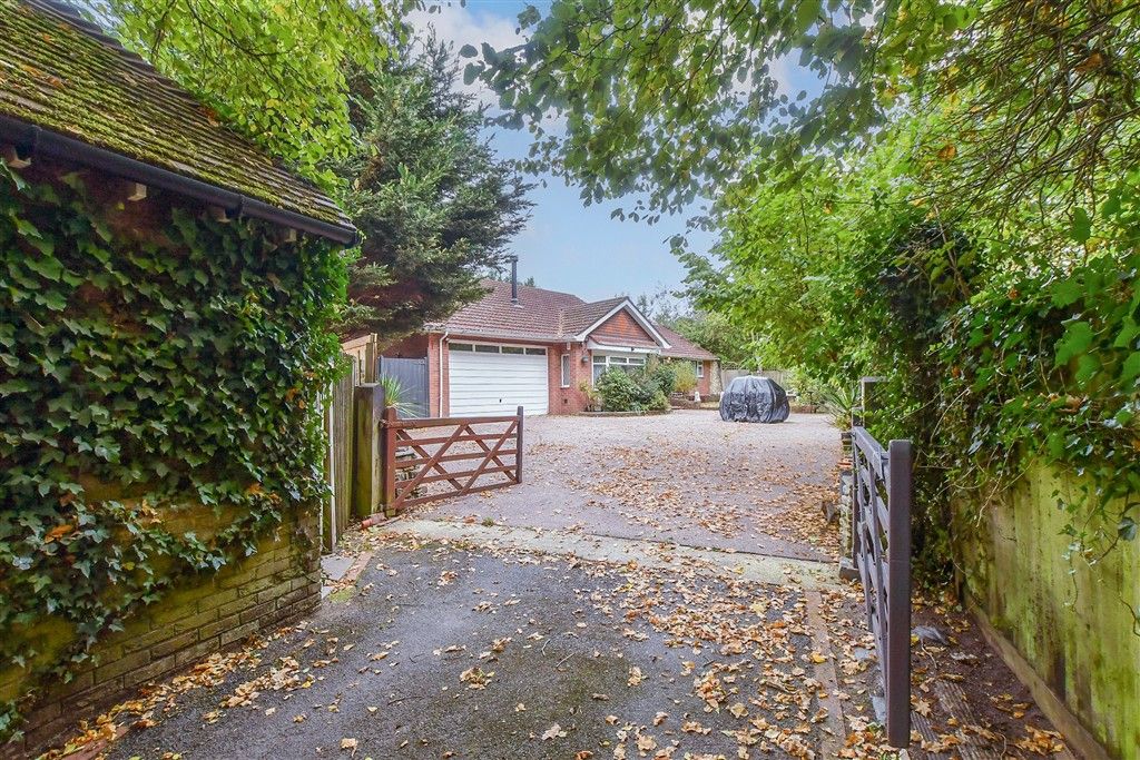 Property photo 1 of 17 External Feature