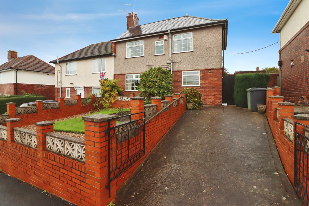 Property photo 1 of 17