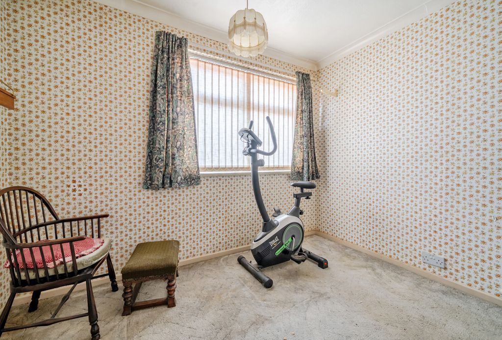 Property photo 3 of 13 1382146-17-691F2E...