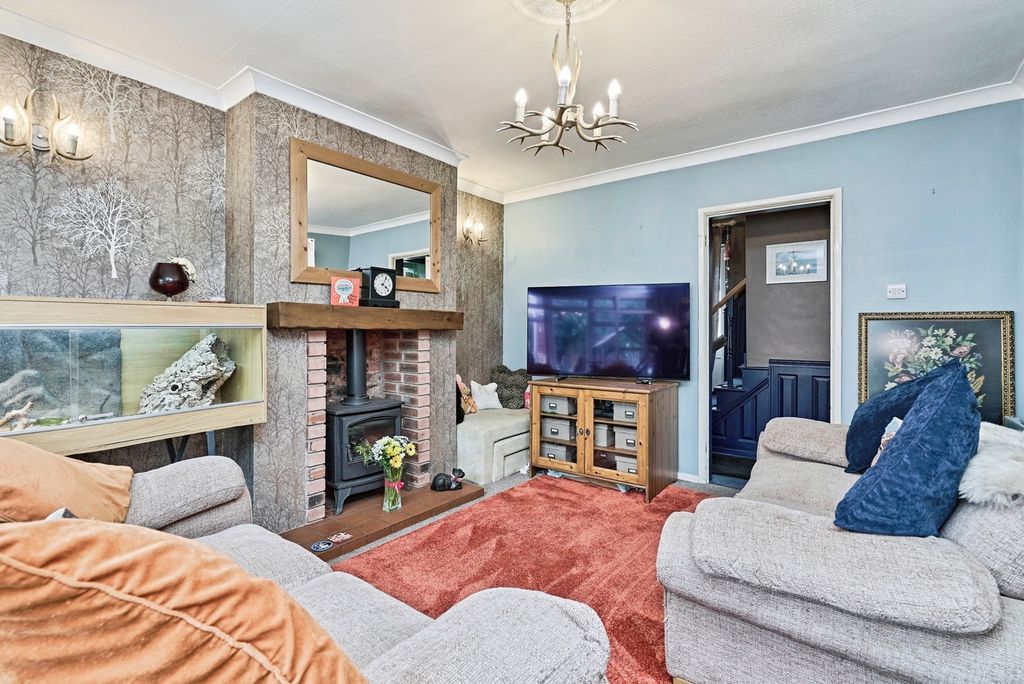 Property photo 2 of 20 Pbox-Img.Jpg