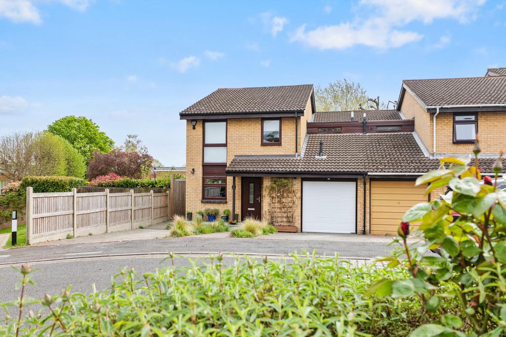 Property photo 1 of 47