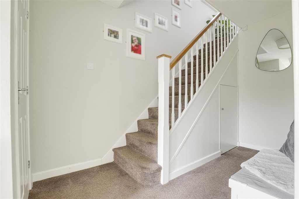 Property photo 2 of 19 08.Jpg