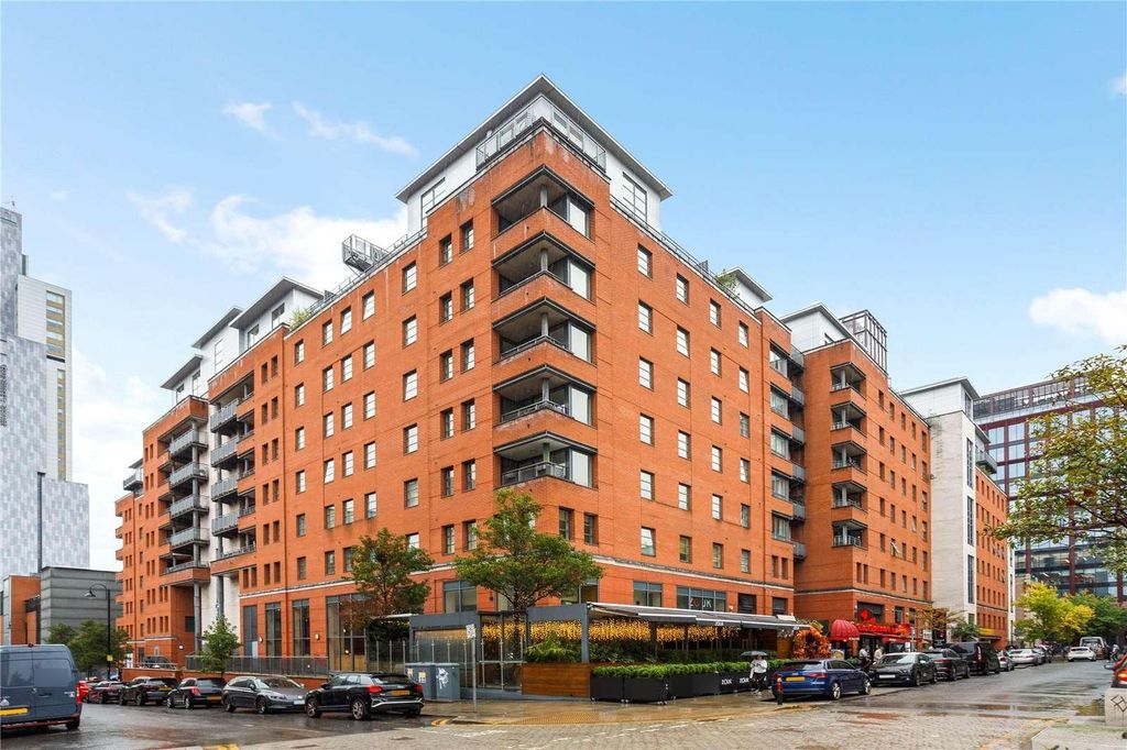 Property photo 1 of 9 Photo 0