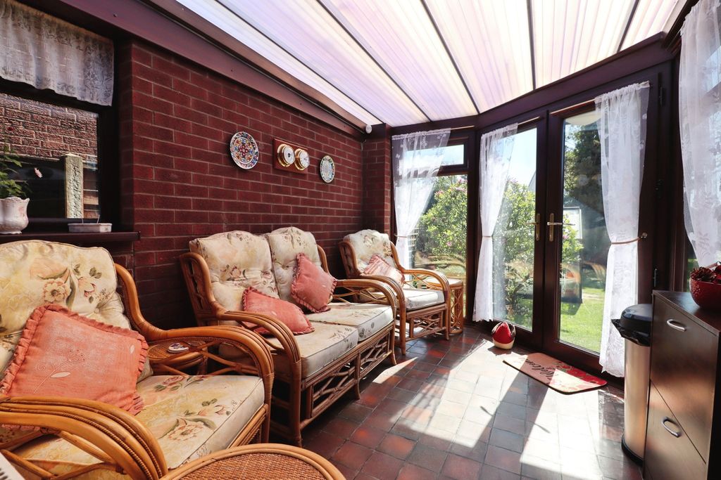 Property photo 2 of 19 Img_7642