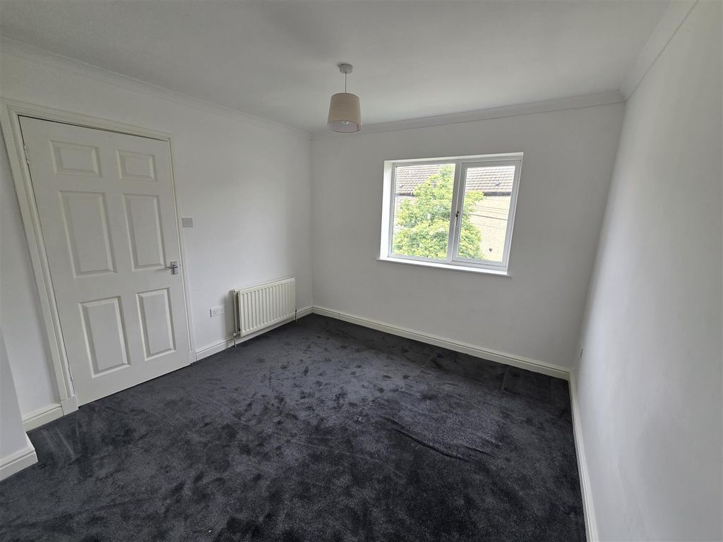 Property photo 3 of 7 1000066415.Jpg