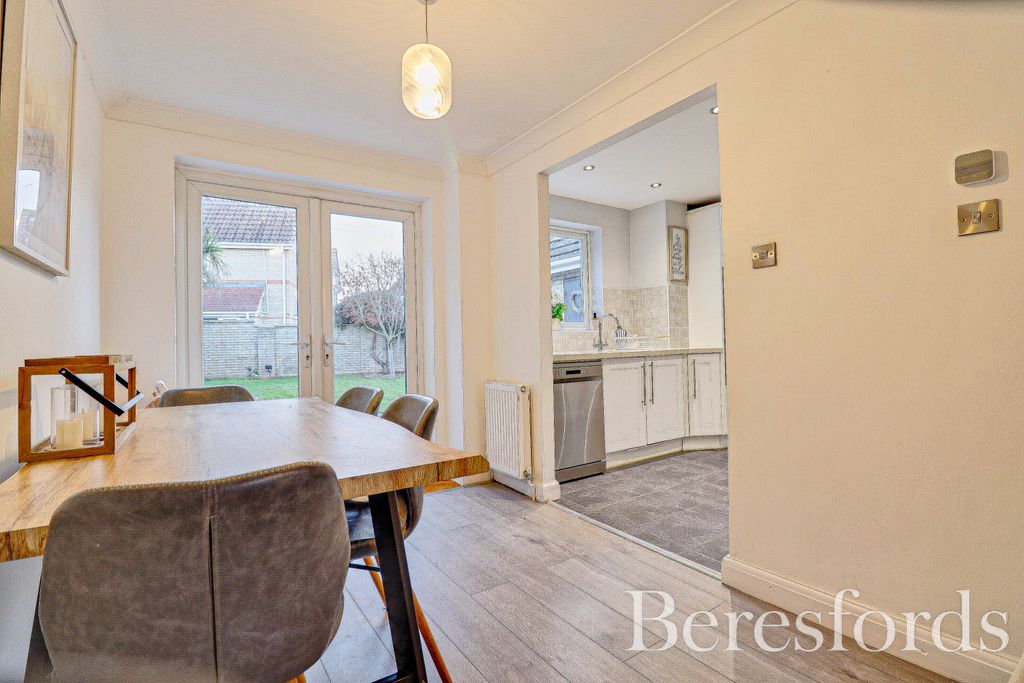 Property photo 3 of 18 Picture No. 25