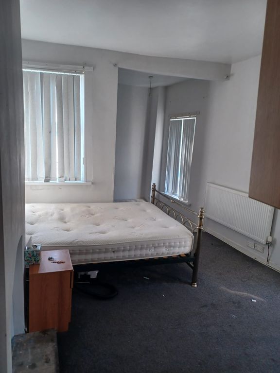 Property photo 1 of 1 2 Bed Apartment