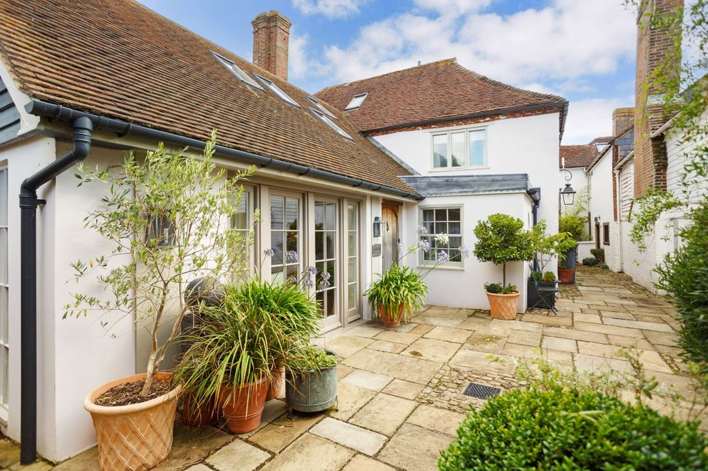 Property photo 1 of 10 Jevington Cottage