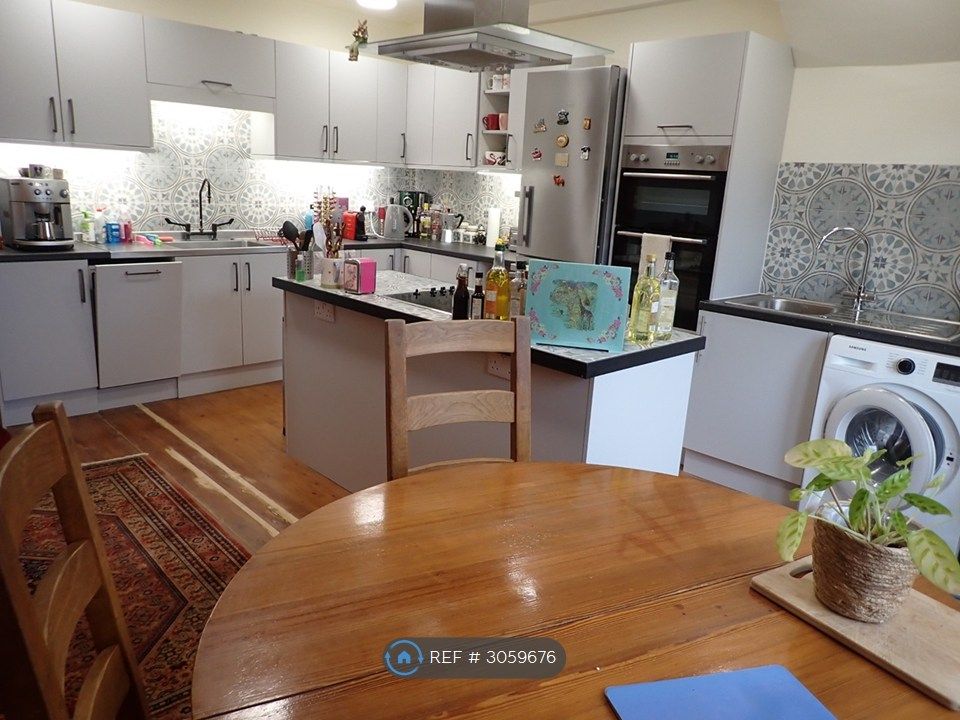 Property photo 3 of 11 Kitchen - View From Front
