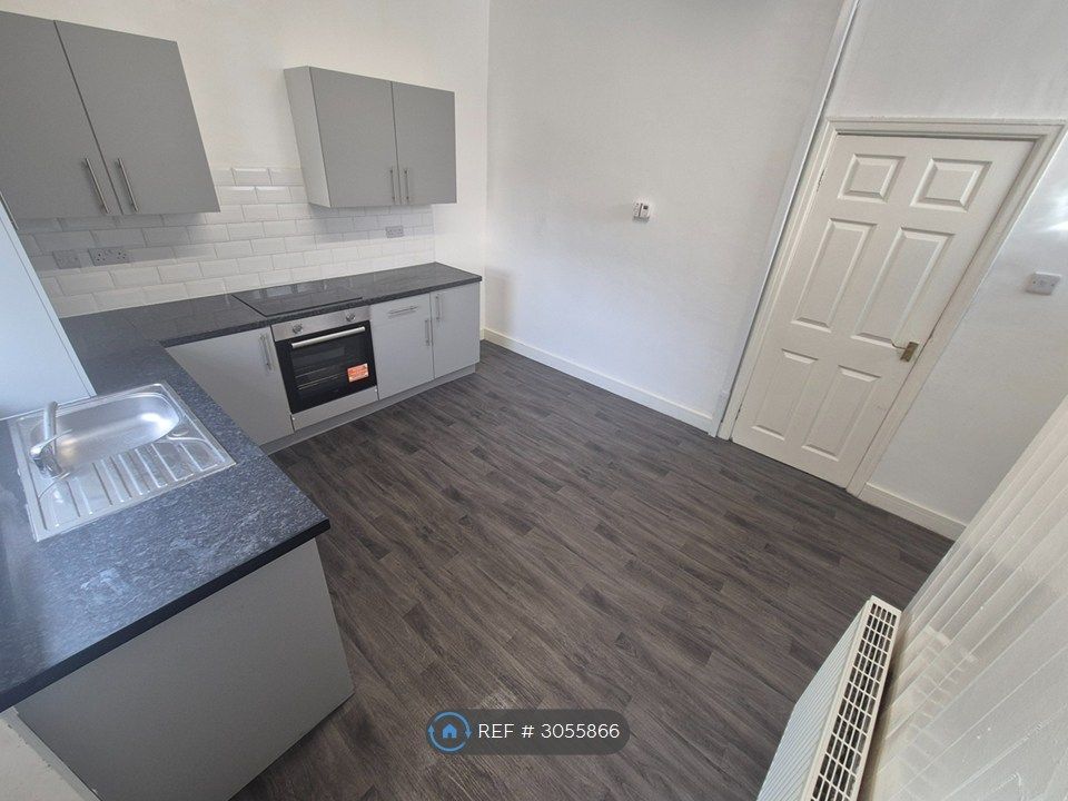 Property photo 2 of 12 Kitchen Diner
