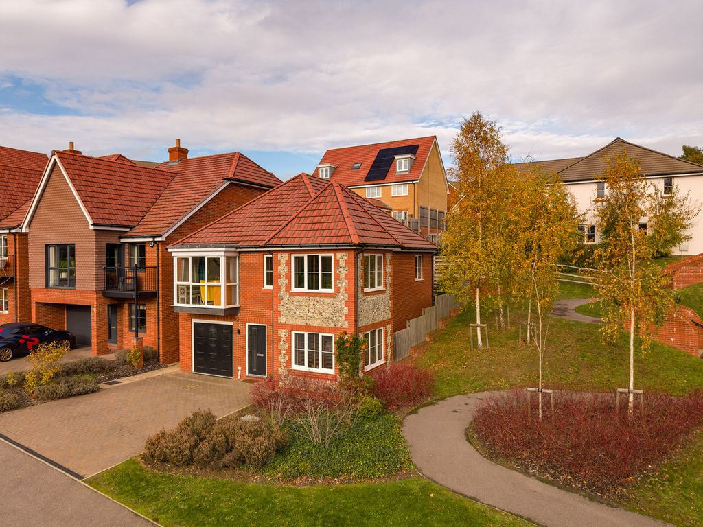 Property photo 1 of 21