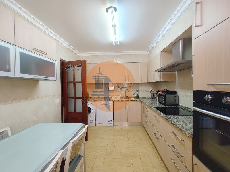 Property photo 3 of 31