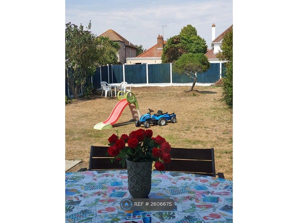 Property photo 2 of 35 Garden