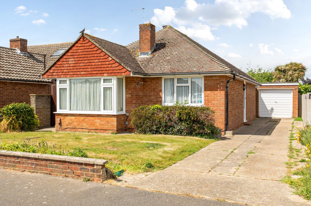 Property photo 1 of 11 1462861-8-6A05d3B...