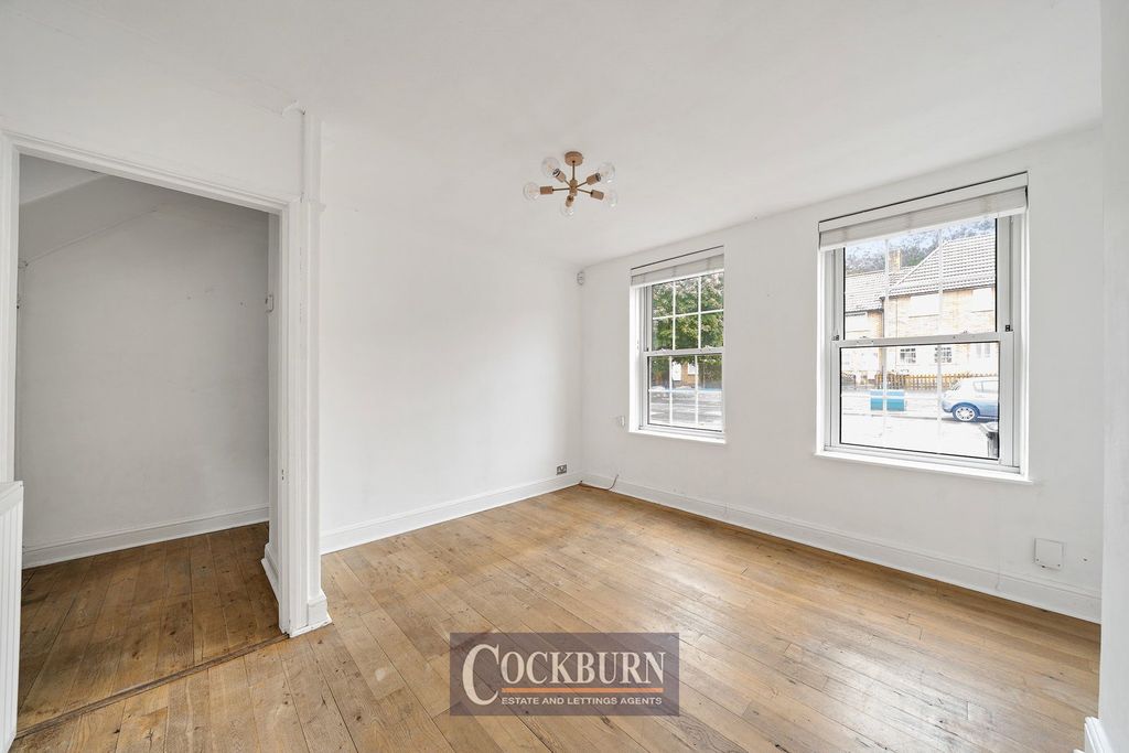 Property photo 2 of 24