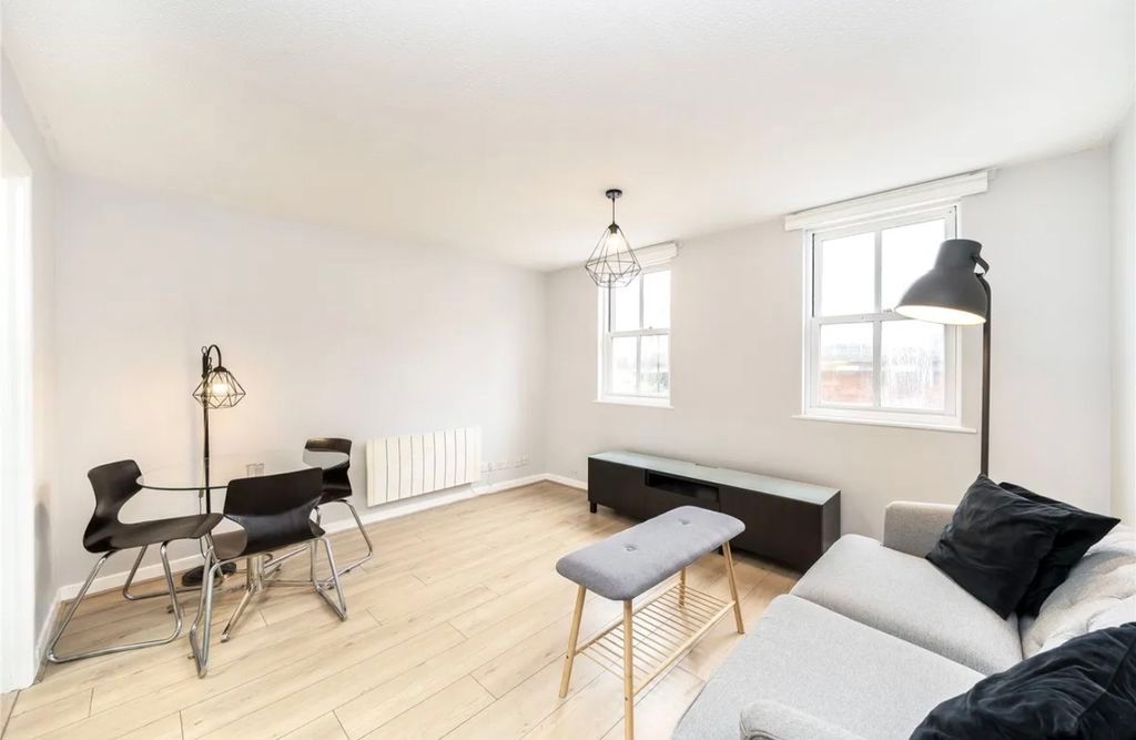 Property photo 1 of 5 Photo 1