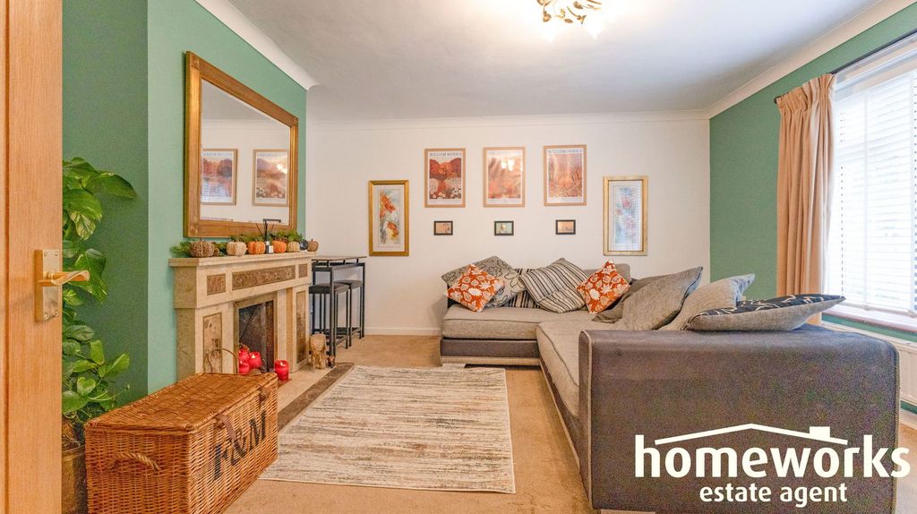 Property photo 3 of 14