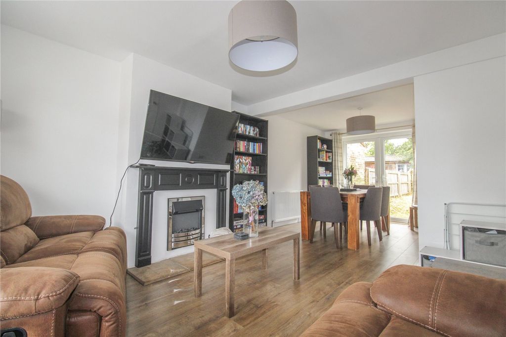 Property photo 3 of 14 Picture No. 07
