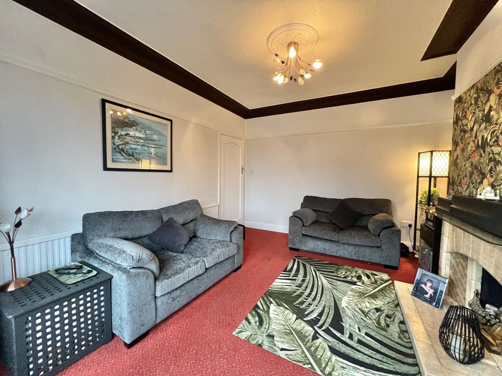 Property photo 3 of 23